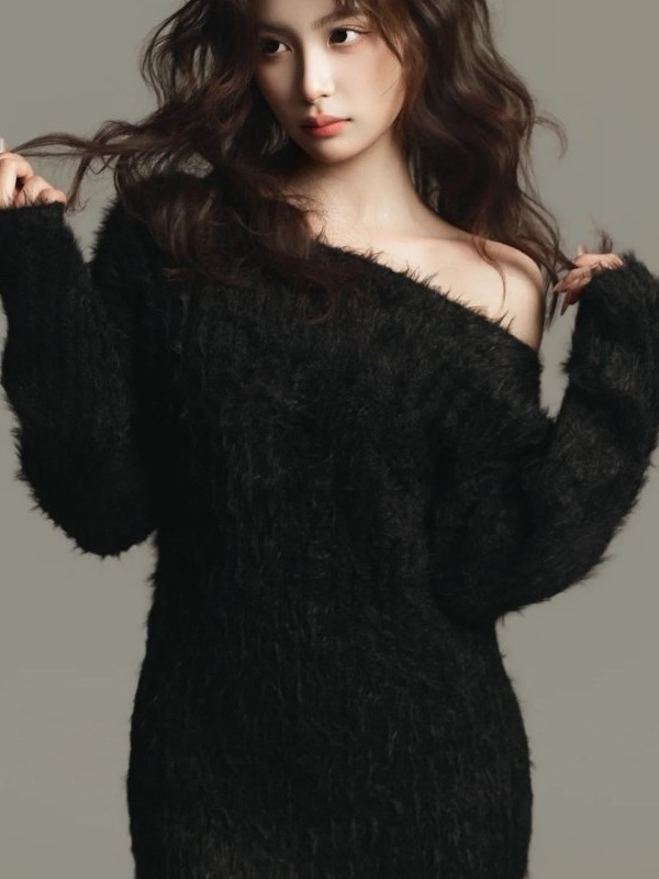 Black Portrait Photography Clo - огляд і ціна Ethnic Clothing & Online Fashion Store Khaadi Us