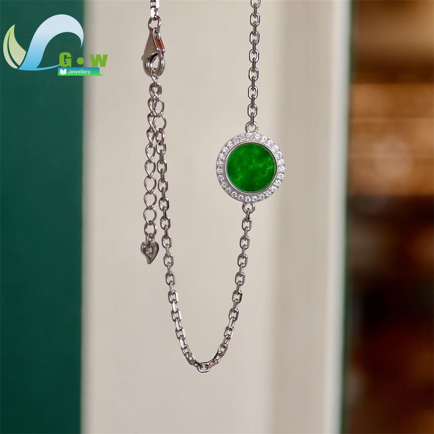 Natural Jadeite Round Plaque R - огляд і ціна Ethnic Wear Fashion Designer