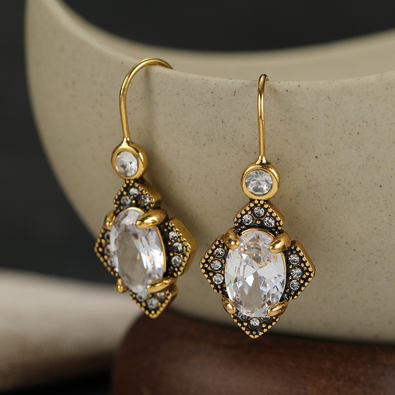 Vintage Inlaid White CZ Dangle - огляд і ціна Ethnic Fashion Wear For Women